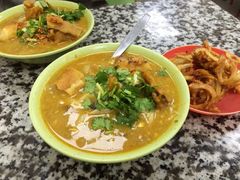 -002鱼汤粉(龍園店)