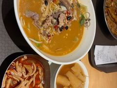 友仔三拼老友粉-水平有限广西米粉·广西风味集(五道口店)