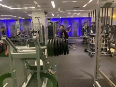 -诺伯曼·运动会馆(新梦店)