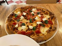 -城市大道红炉披萨烘焙坊