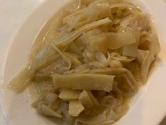 荀丝-阿水狮猪脚大王(台中公园店)