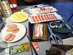 -盛辛巴·东北炭火烤肉(托乐嘉店)