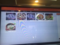 -大耳公曹氏驴肉包子铺(三八店)