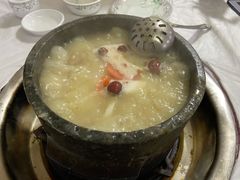 -鲁朗纳麦石锅鸡庄园