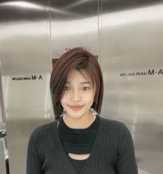 -艾美A·M Hair Salon