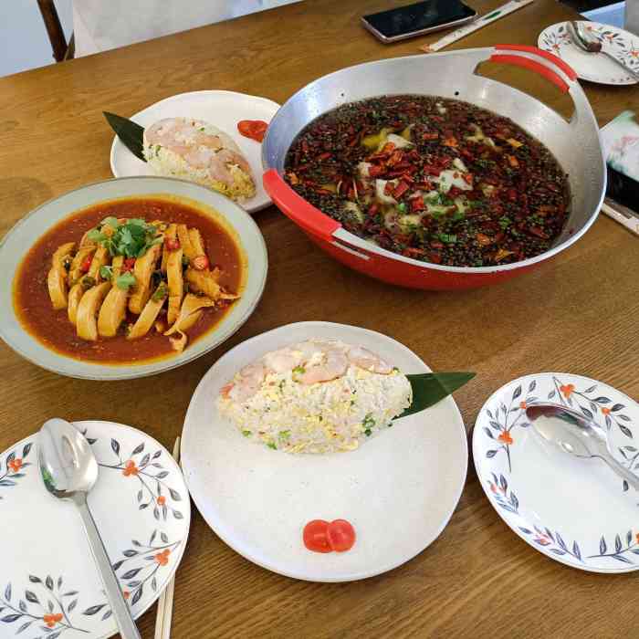 喜厨餐馆-"餐厅的位置不是很好找 在步行街金街里面 .