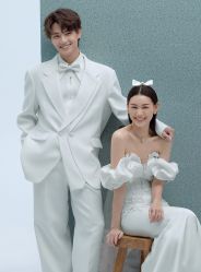 -至臻微拉婚纱摄影