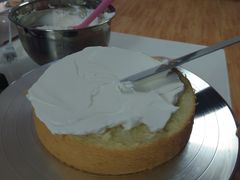 涂抹奶油-食间旅人DIY烘焙工作室