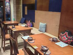 -包整·丝娃娃(一览甲秀楼风景店)