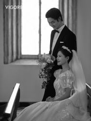 -雪中彩影婚纱摄影·微光艺术中心