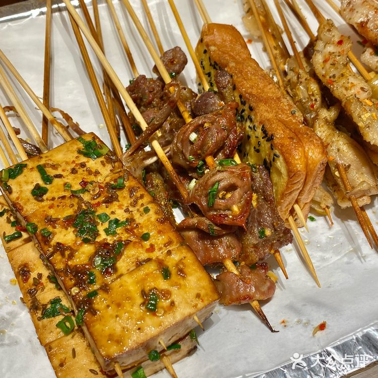 王迅吃过的这家烧烤居然有这么多部位选！