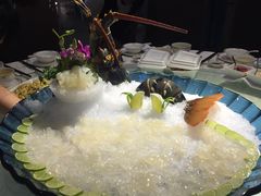龙虾刺身-国际金钻海鲜餐厅