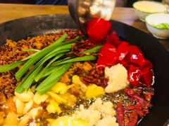 -周幺妹重庆老火锅(银泰城总店)