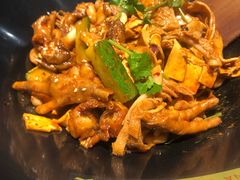 -拿渡麻辣香锅(银泰创意城店)