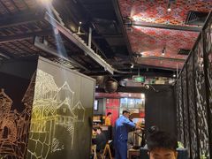 -吃饭皇帝大土家民族菜(正大广场店)