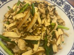 -陈八两面家(华孚写字楼店)