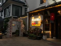 -头上红煨盐鸡·非遗院子餐厅