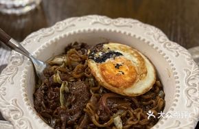Black Truffle Beef Noodles