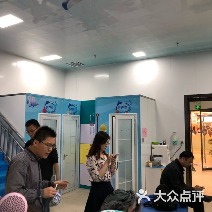 楠木种子婴儿水育游泳馆