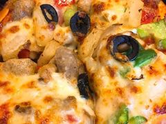 新奥尔良风情烤肉比萨-必胜客(安河桥北店)