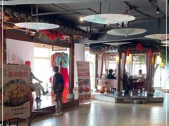 -红灯笼大酒楼(通湖路店)