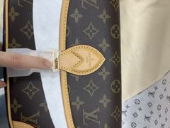 -小飞侠奢侈品回收 寄卖 养护(宝山宝龙广场店)