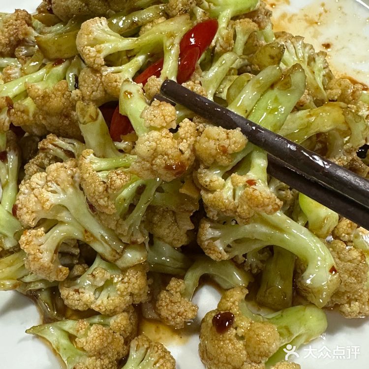 来青岛怎么能错过这么一顿海鲜大餐！！