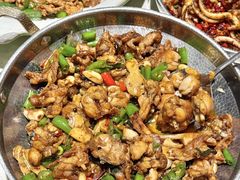 -绿草地·湘菜(7mall店)