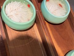 绣球豆腐-捞王锅物料理(上海世茂广场店)