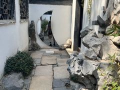 -何园