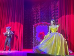 -金东尼人妖秀