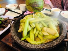 铁板鲜芋梗-农厨好味·温泉鹅·农家菜