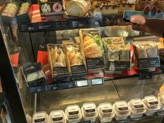 -星巴克(七宝领展广场1F店)