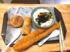 -小桃园·豆浆油条(复兴中路店)