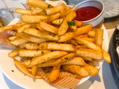 -斯普汇生蚝牛排馆(中骏世界城店)