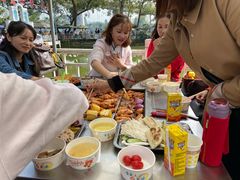 白鹭一号山庄湖畔烧烤-三圣里·中餐宴请·自助烤肉·烤全羊·柴火鸡(旗舰店)