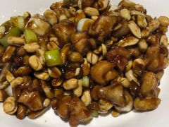 宫保鸡丁-静之湖湖畔餐厅