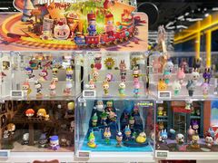 -泡泡玛特POPMART(侨福芳草地店)