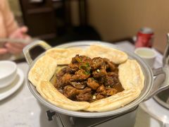 地锅鸡-小菜园新徽菜(合肥瑶海万达店)