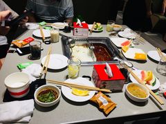 -海底捞火锅(关山保利店)