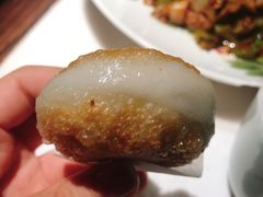 吴越粑粑-韵秋荷(宝山龙湖天街店)