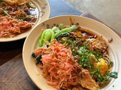 -方铲铲·成都板凳面(滨江银泰店)