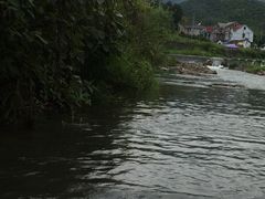 -仙山谷激浪漂流