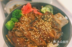 Fruit-Flavored Beef Ribs Rice
