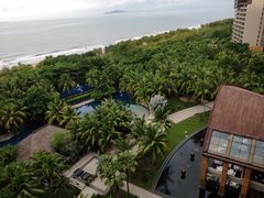 -三亚湾海居铂尔曼度假酒店