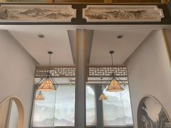 靠窗位-兔行天下-鸿鹤鲜锅兔(中海国际店)