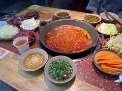 -赵美丽·重庆社区火锅·直营店(火车东站·中豪国际店)