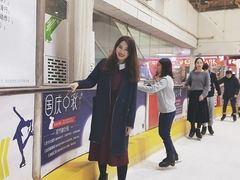 -正佳冰河湾真冰滑冰场