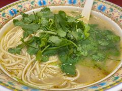 -金杨拉面王小吃面馆·牛三宝面·红烧牛肉粉