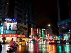 -六合夜市